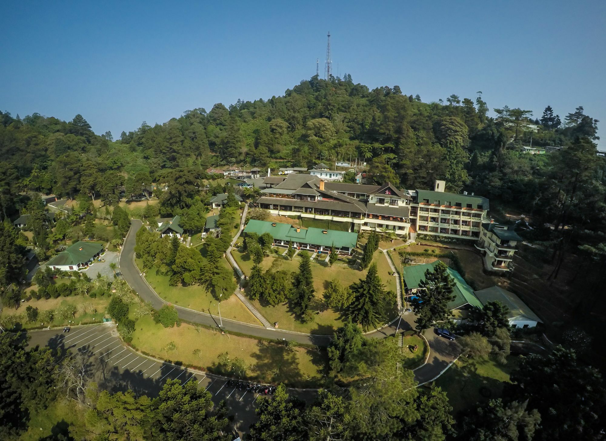 Puncak Pass Resort Exterior photo